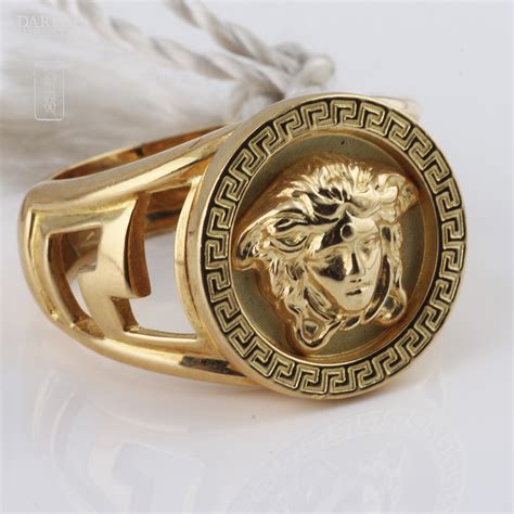 Anillos de Versace 